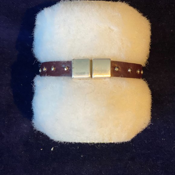 Vintage J. Crew Brown Leather and Stainless Studded Magnetic Bracelet - Picture 2 of 7